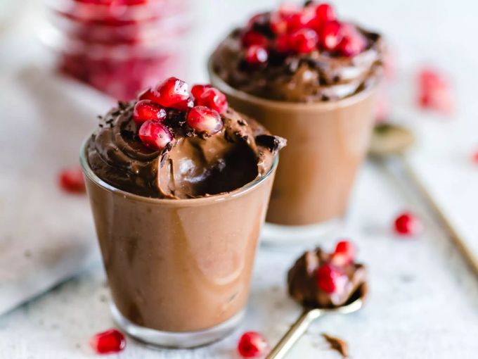 Selbst Mousse lässt sich mit Kichererbsenwasser herstellen. Schokoladenmousse