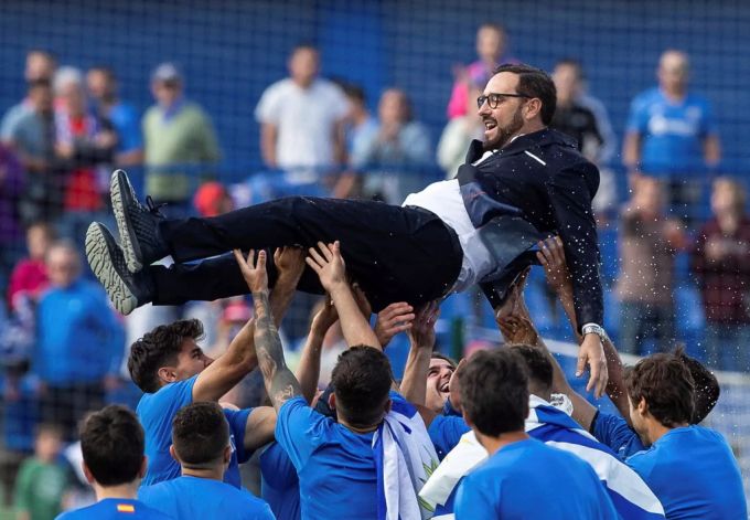 Seine Spieler feiern José Bordalás nach der Qualifikation für die Europa League. (Archivbild) José Bordalás