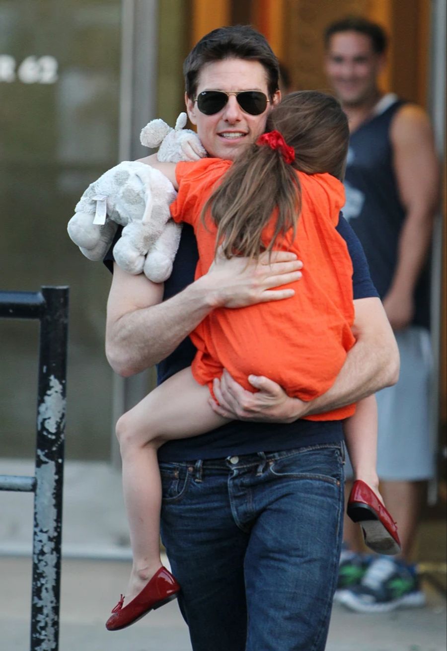 Tom Cruise mit seiner Tochter Suri im Jahr 2012.