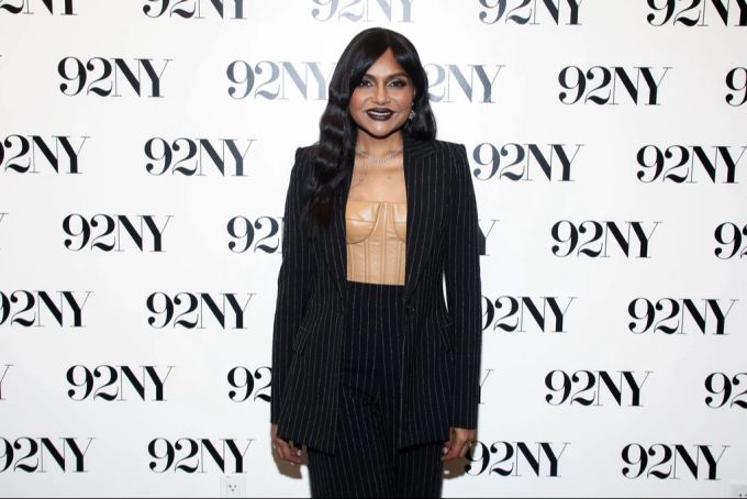 Mindy Kaling versteht die Aufregung hinter Meghans Namensdiskussion nicht. Mindy Kaling Meghan Markle