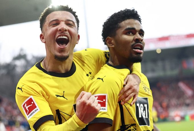Vorbild für Veiga: Jadon Sancho (links) ist beim BVB aufgeblüht. BVB
