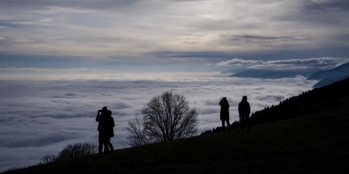 Am Samstag- und Sonntagmorgen soll das Wetter in der Schweiz von Nebelfeldern geprägt sein. (Archivbild) Wetter Wochenende
