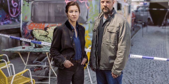 Cris Blohm und ihren Kollegen Dennis Eden. (Symbolbild) polizeiruf