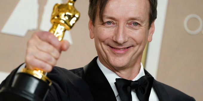 Komponist Volker Bertelmann könne seinen zweiten Oscar gewinnen. (Archivbild) Komponist Volker Bertelmann könne seinen zweiten Oscar gewinnen. (Archivbild)