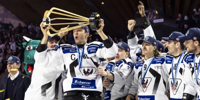 Fribourg-Gottéron Spengler Cup