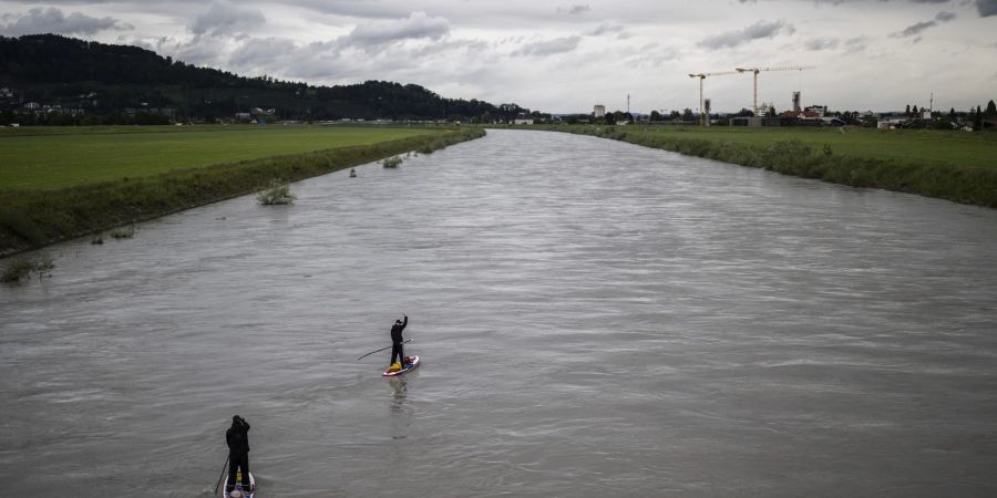 Mit 2,1 Milliarden Euro soll mehr Platz für den Fluss und für Natur geschaffen werden. (Archivbild)