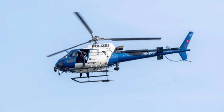 Zollikon Polizeihelikopter