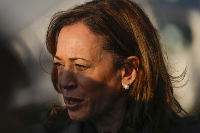 Die Hautfarbe von Kamala Harris wird im US-Wahlkampf immer wieder zum Thema. Jetzt sagt auch noch Musik-Ikone Janet Jackson, Harris sei gar nicht schwarz. Kamala Harris Janet Jackson