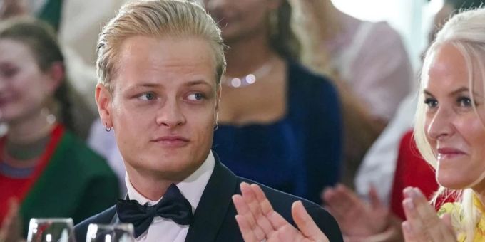 Sitzt im Entzug - Wandert Mette-Marits Skandal-Sohn jetzt in den Knast?