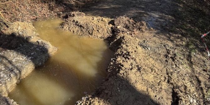 defekte Abwasserdruckleitung