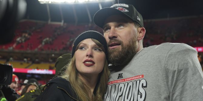Taylor Swift Travis Kelce
