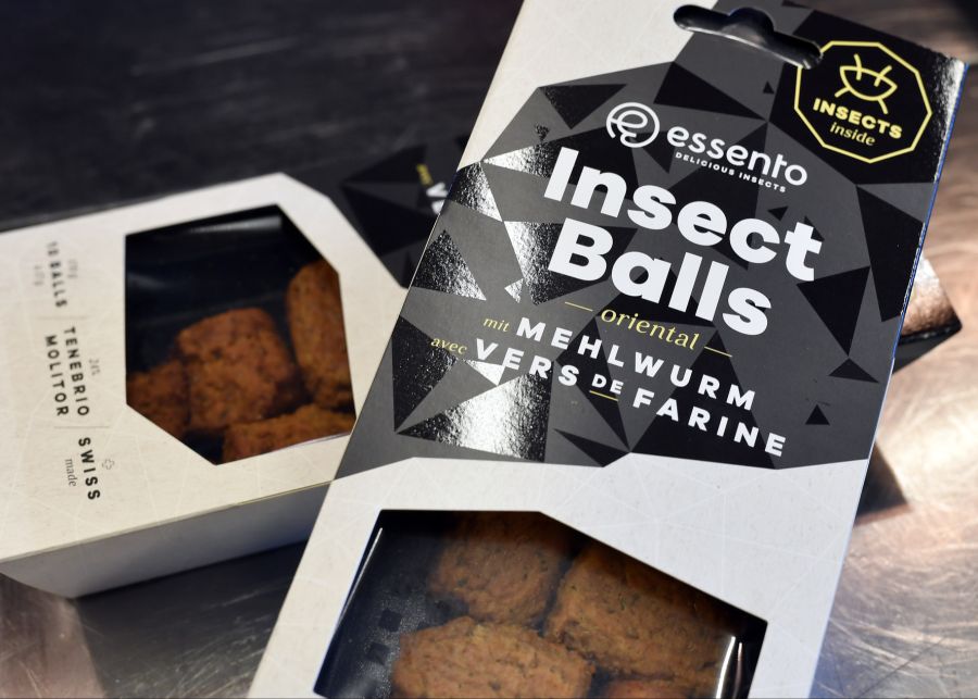 Die Detailhändler setzten auf Mehlwürmer, Grillen und Heuschrecken als Fleischalternative.