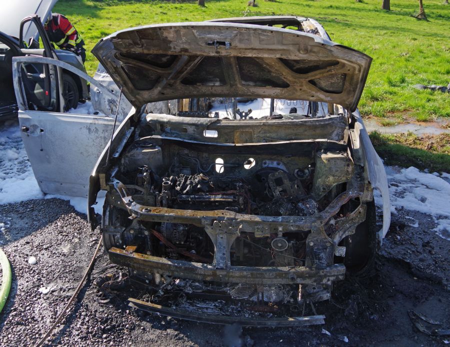 Durch den Brand entstand Totalschaden.