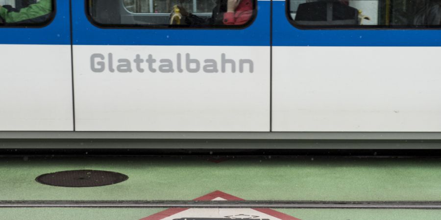 Die Glattalbahn soll verlängert werden. Die zuständige Kantonsratskommission hat der Finanzierung zugestimmt. (Symbolbild)