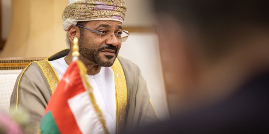 ARCHIV - Badr al-Bussaidi, Außenminister des Sultanat Oman, spricht mit seinem deutschen Amtskollegen in Maskat. Foto: Hannes P Albert/dpa