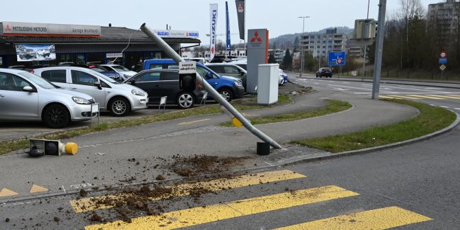 Unfall Niederuzwil
