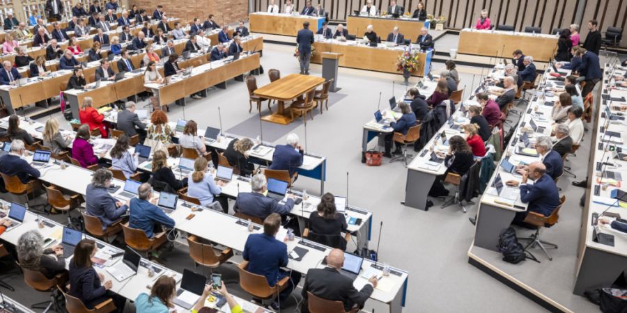 Der Zürcher Kantonsrat und der Regierungsrat sollen in Krisen mehr Kompetenzen erhalten. Die Geschäftsleitung des Kantonsrats hat eine entsprechende Vorlage verabschiedet. (Symbolbild)