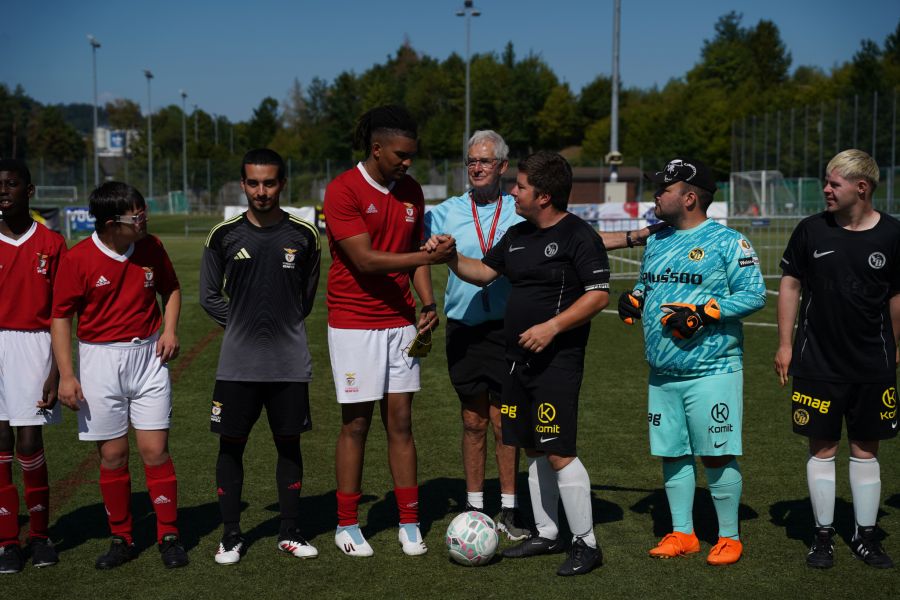 Genau wie die U17 trifft auch das Special-Needs-Team von YB auf Benfica Lissabon.