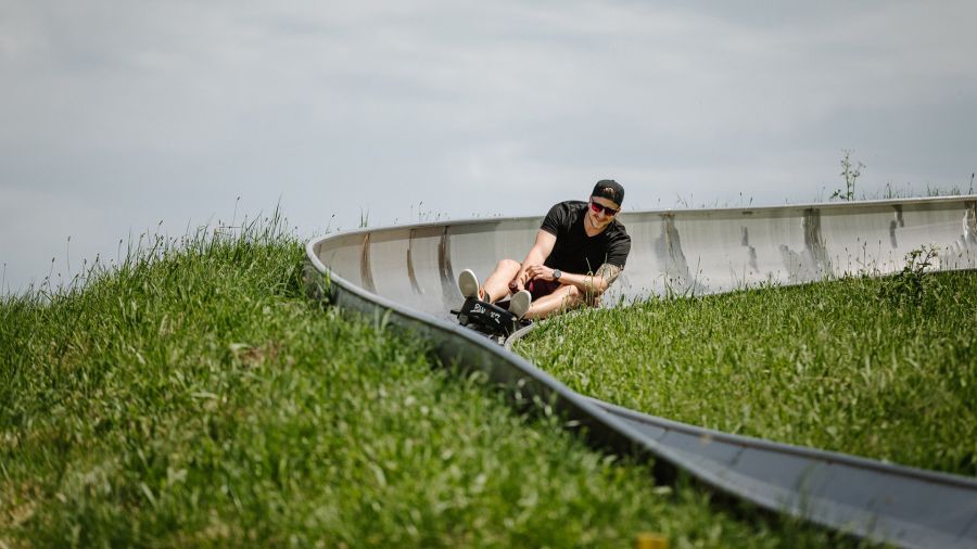 Die Rodelbahn auf dem Gurten ist beliebt bei gross und klein.