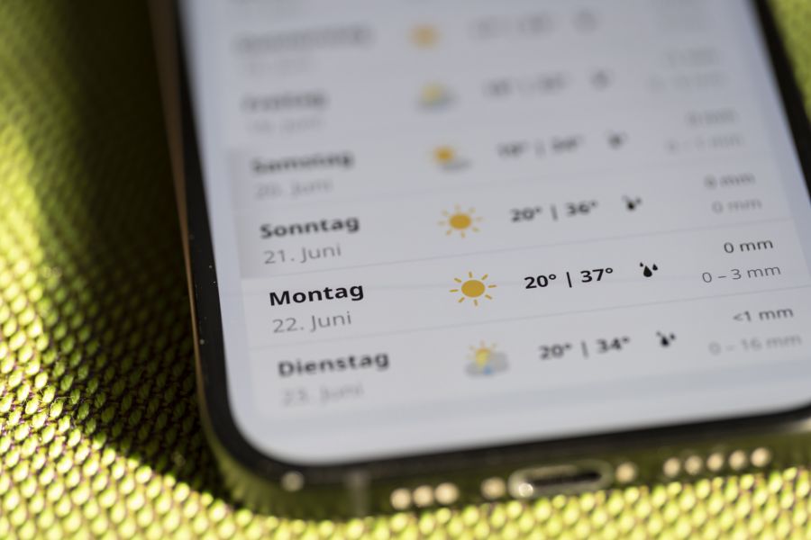 Erstrecke sich eine Hitzewelle über mehrere Tage oder Wochen, brauche es langfristige Lösungen für regulären Unterricht, sagt Dr. Beat A. Schwendimann, Leiter Pädagogik des Lehrerverbands LCH.