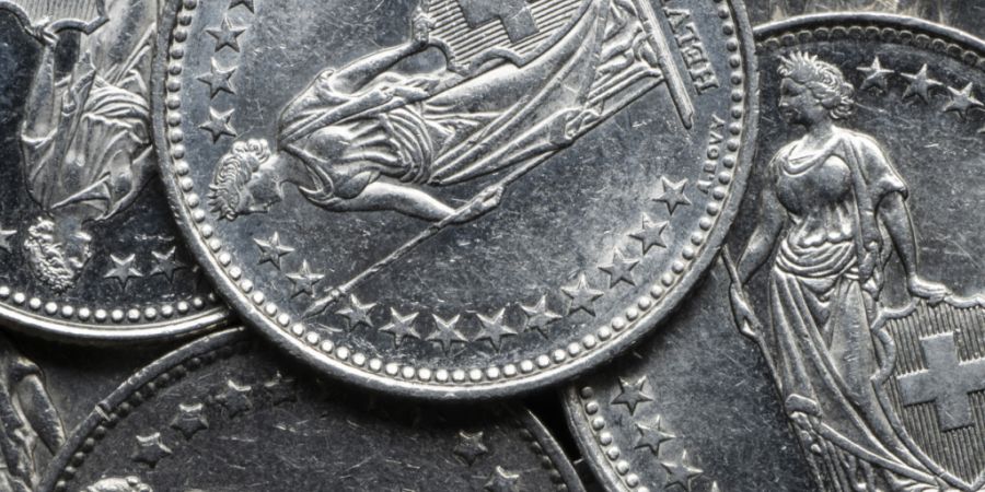 Der Aargauer Regierungsrat will die Einführung einer Flat-Rate-Tax prüfen. Er nutzt dafür die Anpassungen zur Individualbesteuerung bis 2032. (Symbolbild)
