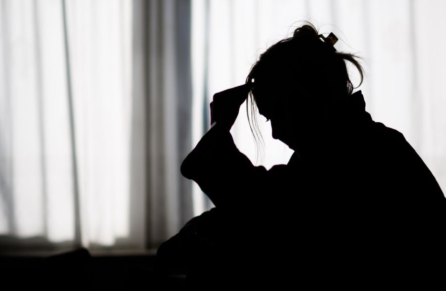 Die unsichere Weltlage kann junge Menschen psychisch belasten.
