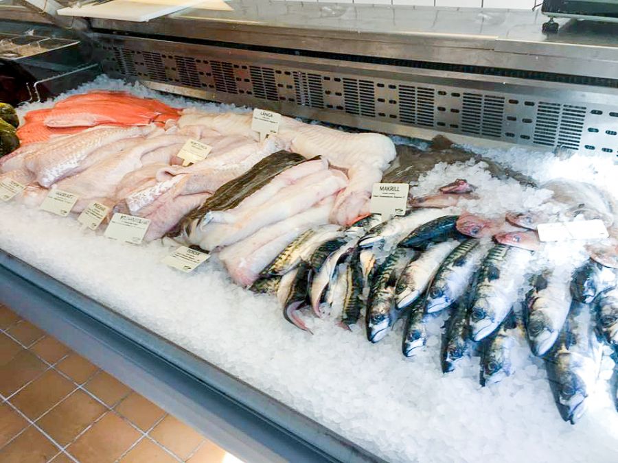 Frische Fische aus dem Meer in Schweden.