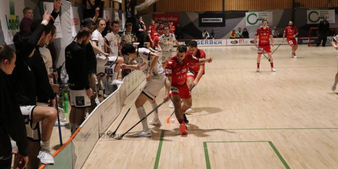 UHC Thun im Spiel gegen Unihockey Basel Regio