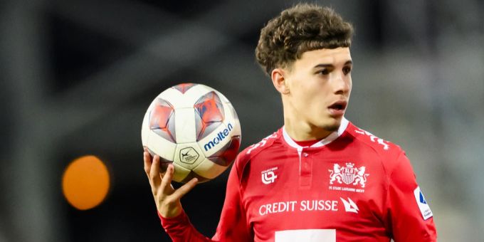 Ismaël Gharbi im Trikot von Stade-Lausanne-Ouchy. Ismaël Gharbi Neymar