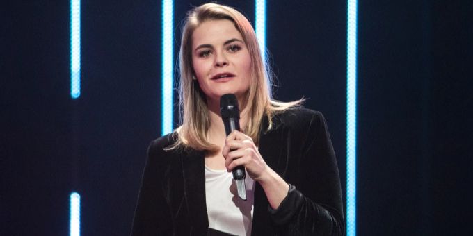 Komikerin Hazel Brugger hat zwei Töchter. Hazel Brugger