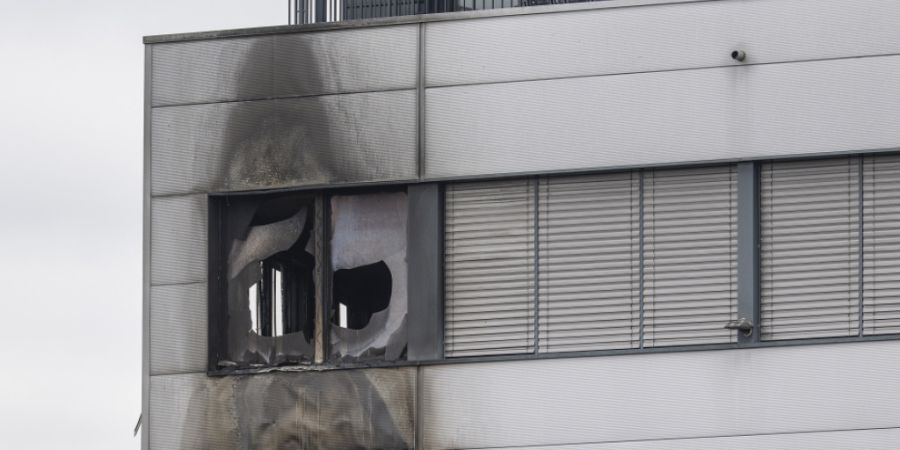 Die Polizei vermutet, dass der Brand in einem Thuner Waffengeschäft absichtlich gelegt wurde. (Archivbild)