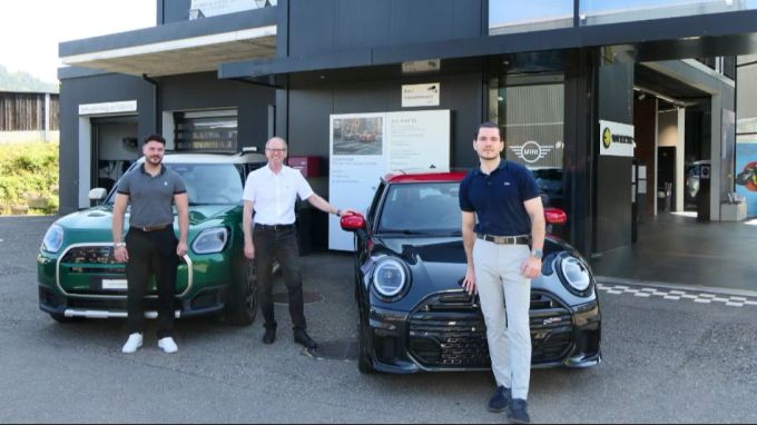 Im Bild: Das Team MINI Center. V.l.n.r.: Alessandro Luca Mainardi, Jürg Strasser und Drilon Musa. Symbolbild