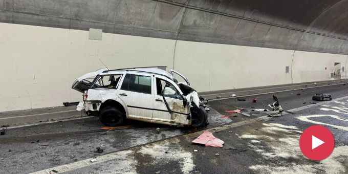 Bazenheid SG - Schwerer Verkehrsunfall fordert drittes Todesopfer (†67)