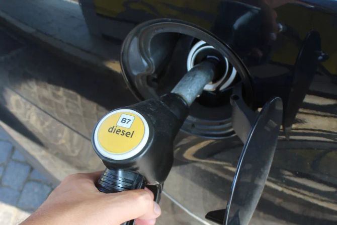 Diesel, Tankstelle