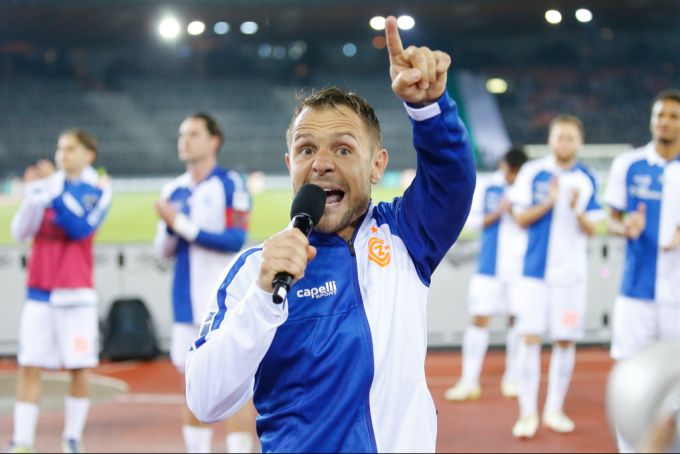 GC-Captain Amir Abrashi macht die Fans heiss auf die Barrage. GC