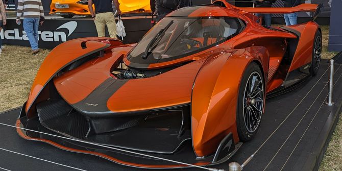 McLaren Solus GT