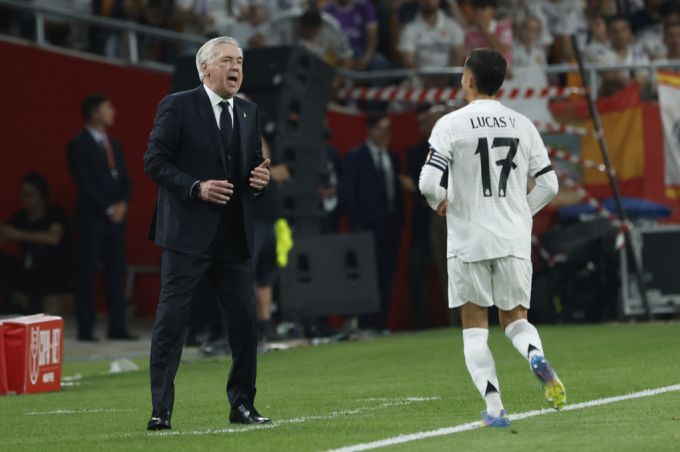 Carlo Ancelotti ist (noch) in seiner zweiten Amtszeit bei Real Madrid. Carlo Ancelotti Real Madrid