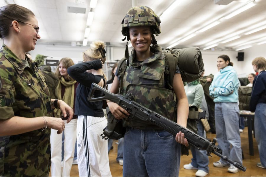 Frau Armee Orientierungstag
