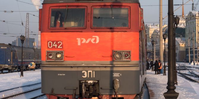 Zug entgleist nach Brückeneinsturz in Brjansk