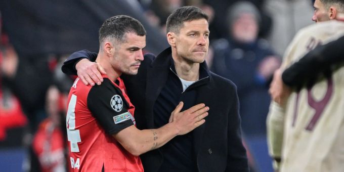Sind im Meisterrennen sechs Punkte hinter den Bayern: Granit Xhaka und Xabi Alonso. Granit Xhaka