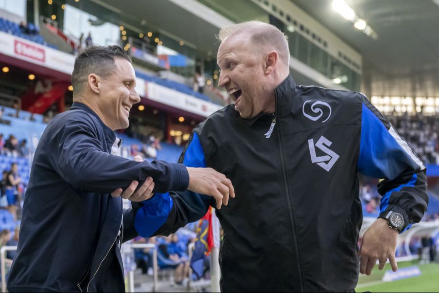 Verstehen sich bestens: David Degen (l.) und Ludovic Magnin. Künftig gehen die beiden beim FCB gemeinsame Wege.
