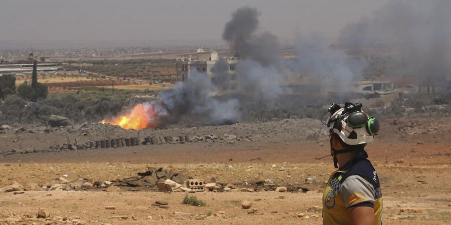 Syrien Rauchwolke Soldat