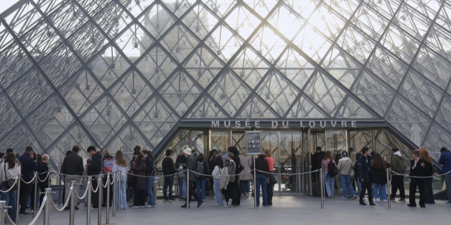 Louvre