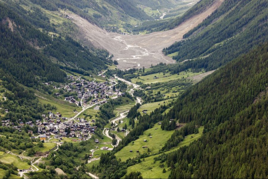 Einem neuen Zeitplan zufolge soll das Dorf im Jahr 2029 weitgehend wieder stehen.