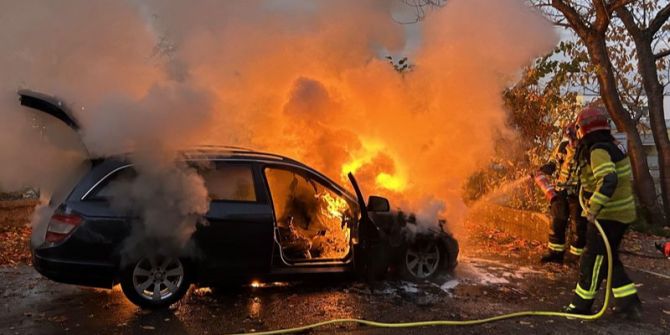 Totalschaden Autobrand