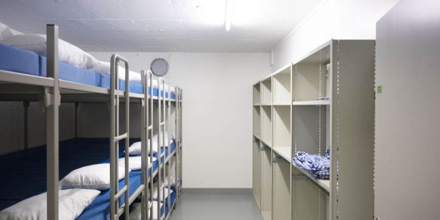 Seit 1963 ist ein Schutzraum beim Bau von einem neuen Wohnhaus gesetzlich vorgeschrieben. (Symbolbild)