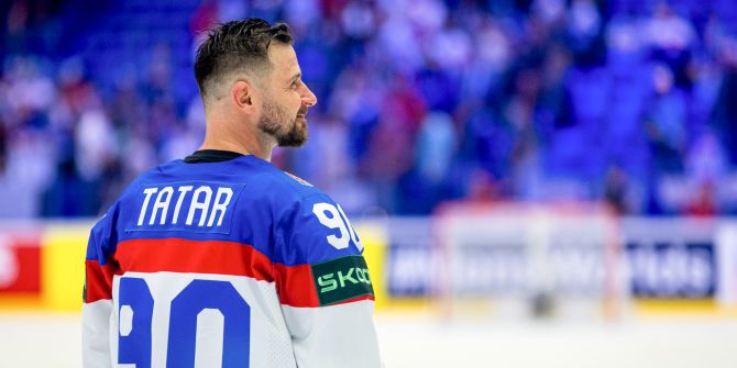 Tomáš Tatar SLAPSHOT