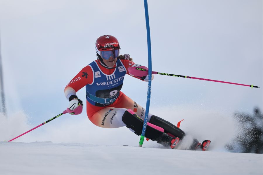 Mélanie Meillard Wendy Holdener