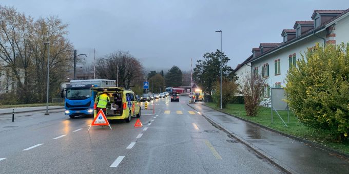 Balsthal SO: Nach Kollision mit einem Fussgänger weitergefahren. Balsthal SO