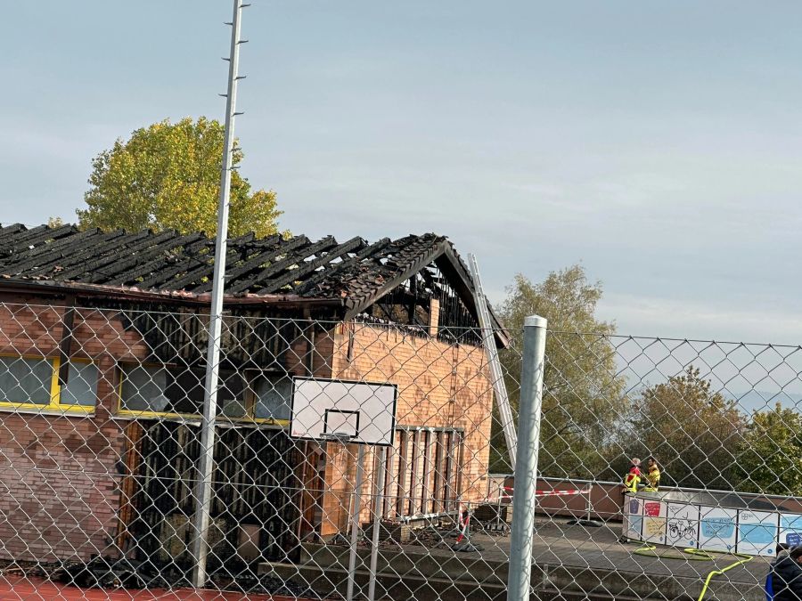 Auch am Mittwochmorgen war die Feuerwehr vor Ort.